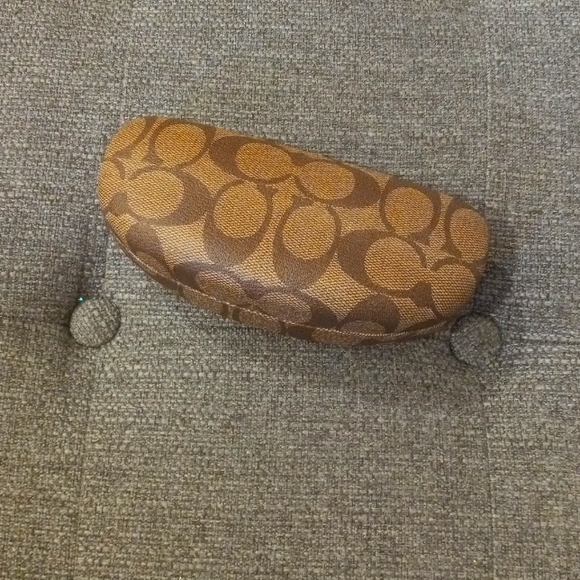 Coach Signature Tan Glasses Case - Picture 1 of 3